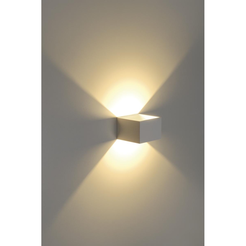 LOGS &icirc;n wall lamp, square, white, 5W LED, 3000K